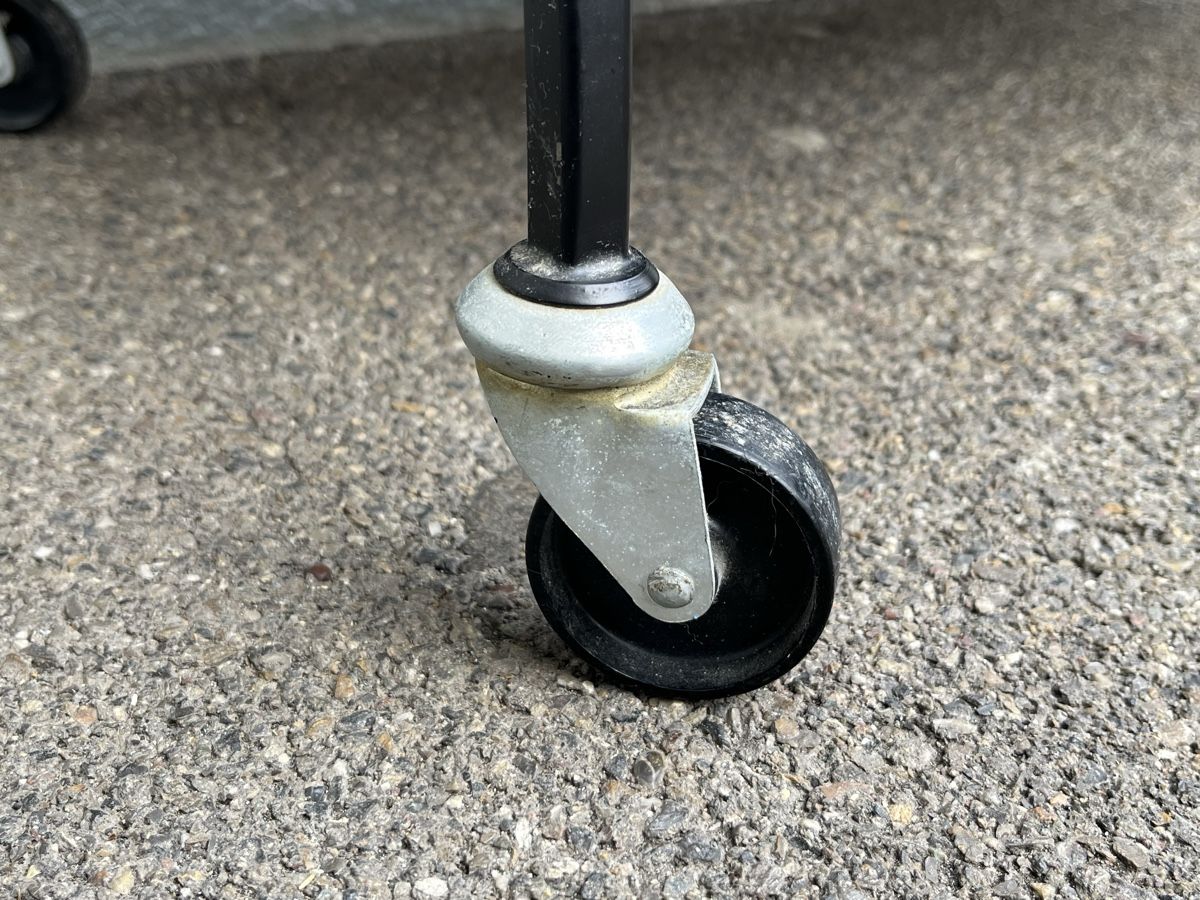 Carrelli di servizio: Mid-Century Servierwagen Vintage – Usato da Horgen venduto da Grizzly83 5
