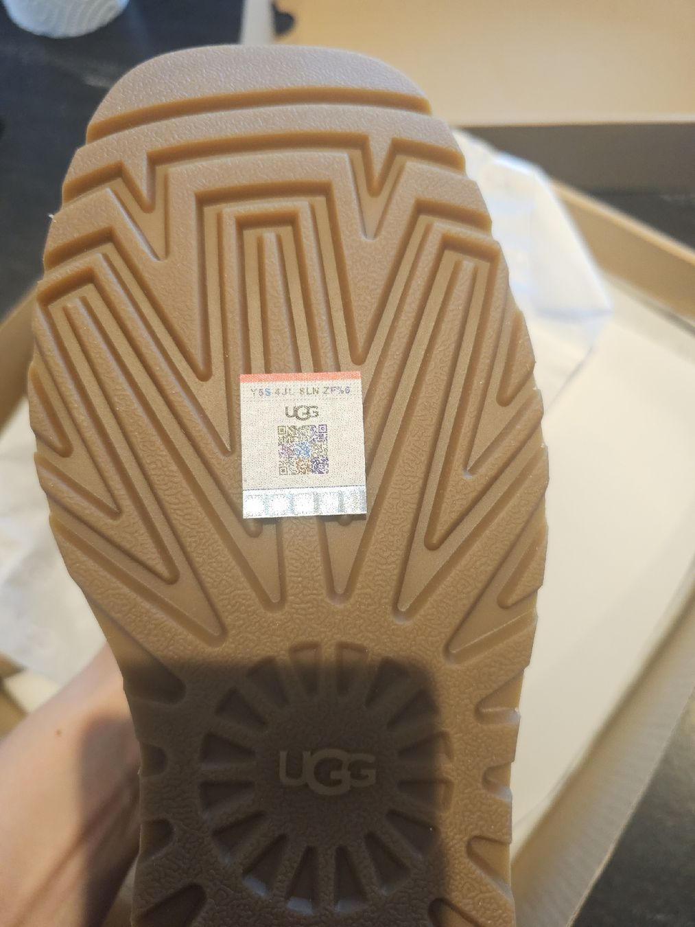Ugg Scarpe da donna: Neuves - UGG Cityfunc boot chelsea taille 41 – Nuovo e nell'imballaggio originale da Attalens venduto da mar_rq8k 1