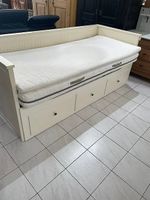Tagesbett / Ausziehbares Bett inkl 2 Matratzen