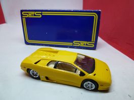 Lamborghini Diablo - by SMTS !! made inEngland - white metal