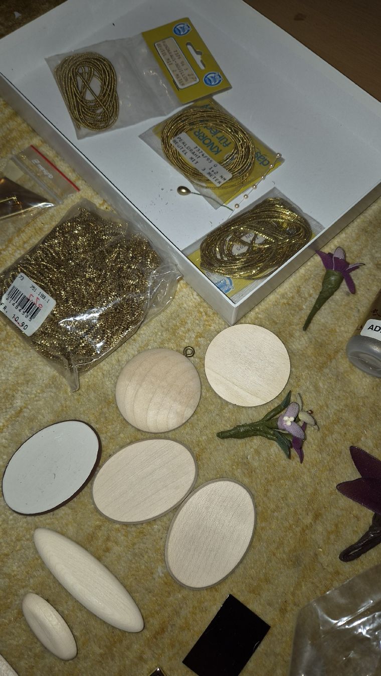 Kit bricolage: Bastelset Broschen Riesensammlung  – Nuovo (secondo la descrizione) da Kölliken venduto da MissesBossTop1 6