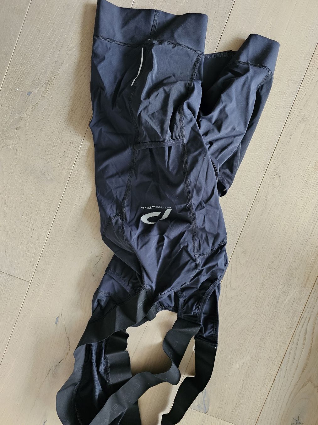 Pantaloni: protective Rennrad Hose L – Usato da Rotkreuz venduto da canyon05