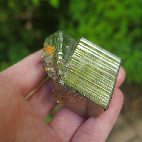 Minerali & Pietre curative: Hochglänzender Pyrit von Peru, ca. 135 gr. – Usato da Schaffhausen venduto da Yamakana51L8736OQ8 8