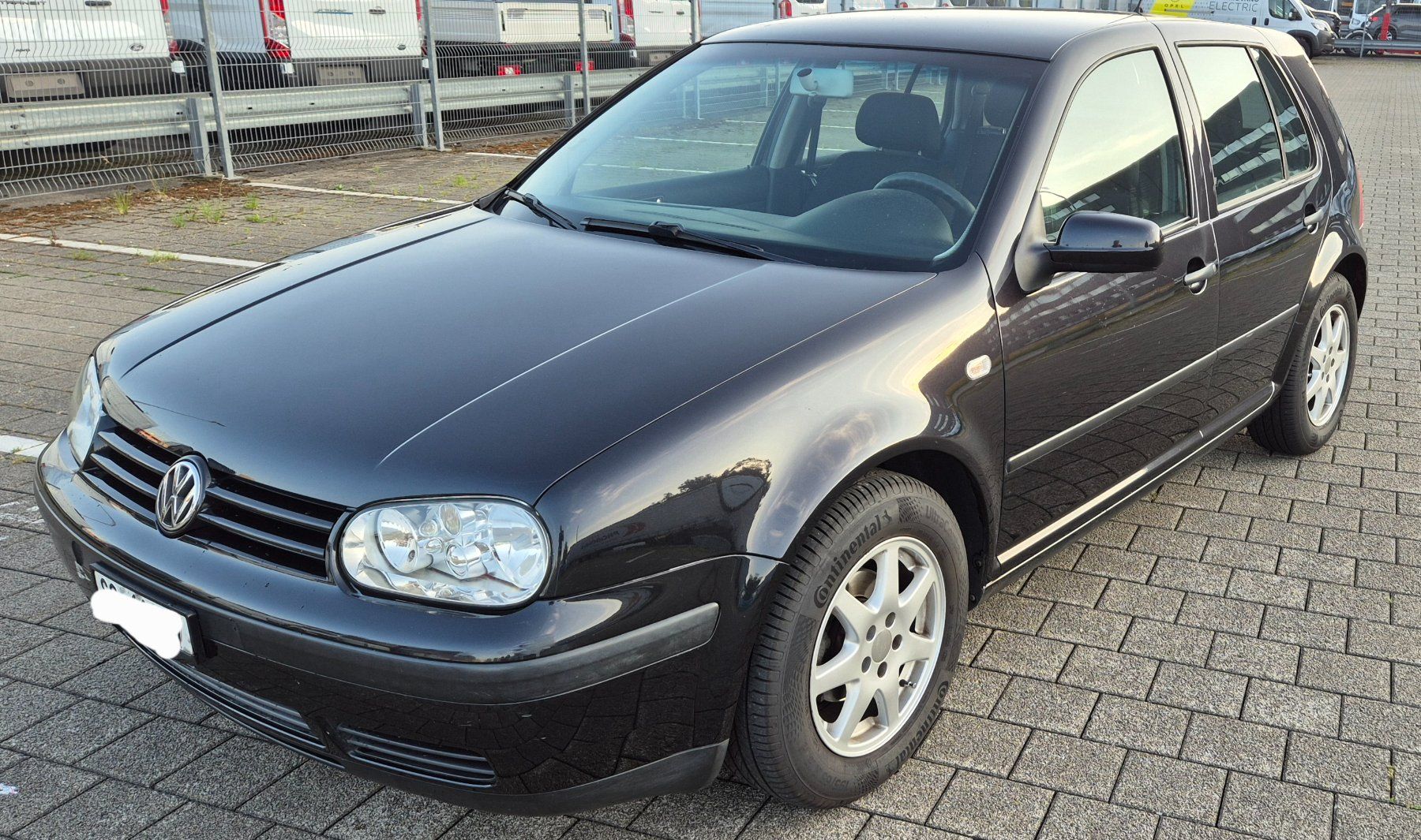 VW Autos: VW Golf 4 1.4 – D'occasion à Niederbuchsiten par chiale48 2