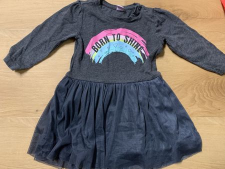 Süsses Kleidchen Gr. 74 T-Shirt-Tüllrock Glitzer Regenbogen