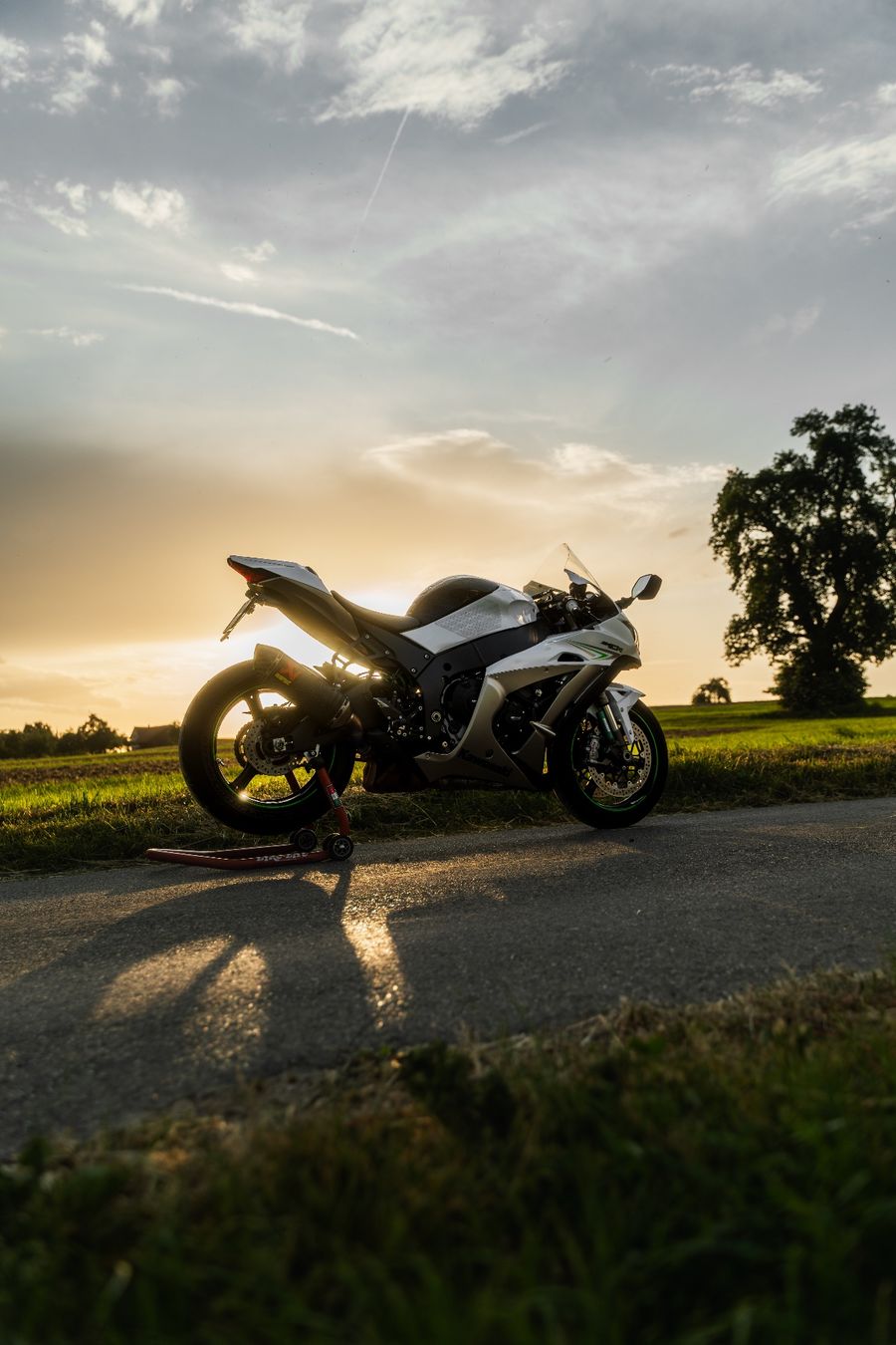 Kawasaki Strasse: Kawasaki ZX10R 2018 – Gebraucht aus Amriswil von Mustermax156 5