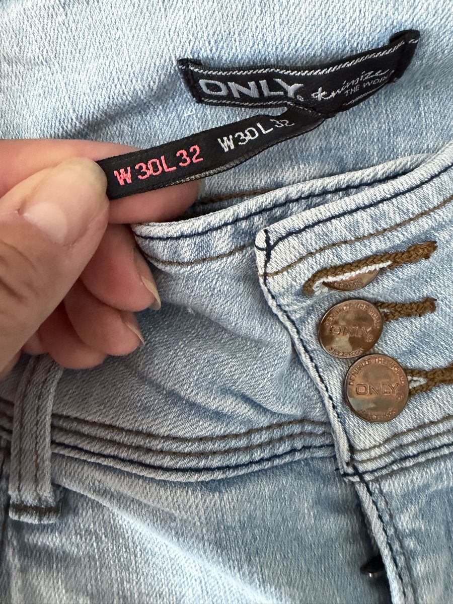 Jeans: Jeanshose Grösse W30/L32 – Gebraucht aus Gontenschwil von Yoyo7555 4