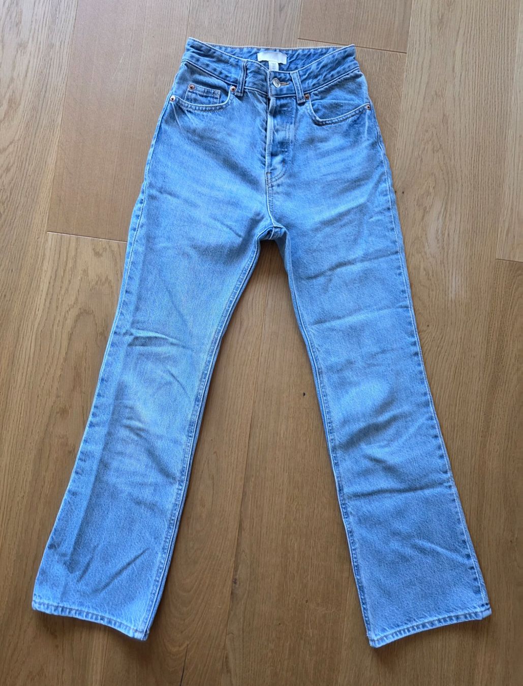 H&M Jeans: Lässige Jeanshose von "H&M" Gr 32 – Gebraucht aus Richterswil von Rem2011 1