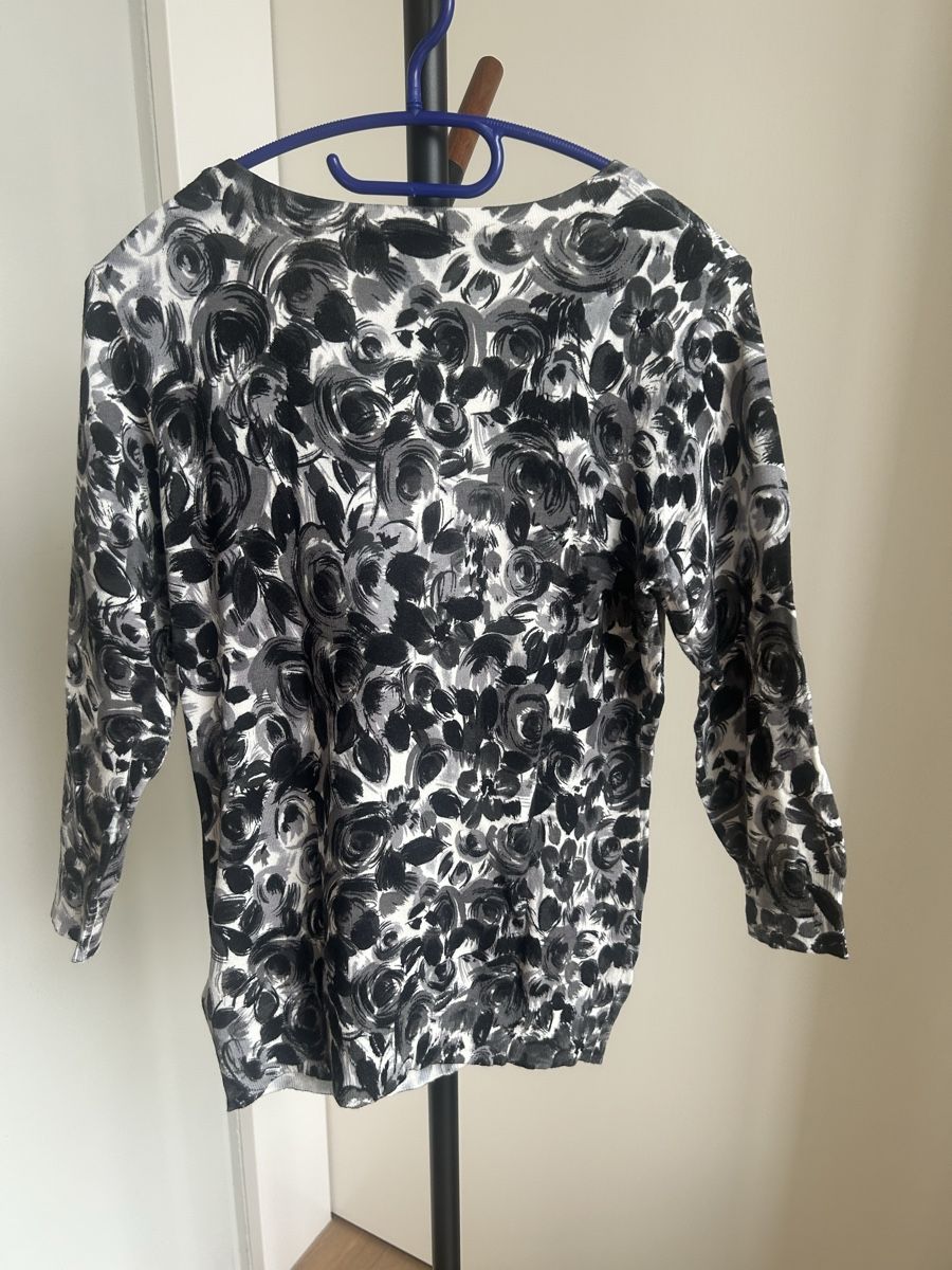 H&M Giacche: Strickjacke H&M mit schönem Muster – Usato da Arbon venduto da Bulgari2011 2