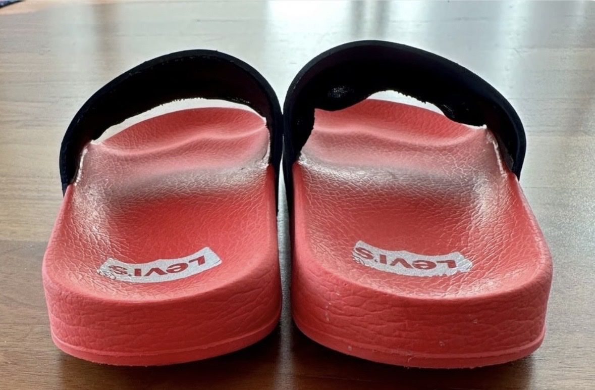 Levi's Scarpe per ragazzi: Ciabattine Levi’s – Usato da Castel San Pietro venduto da Moregi 3