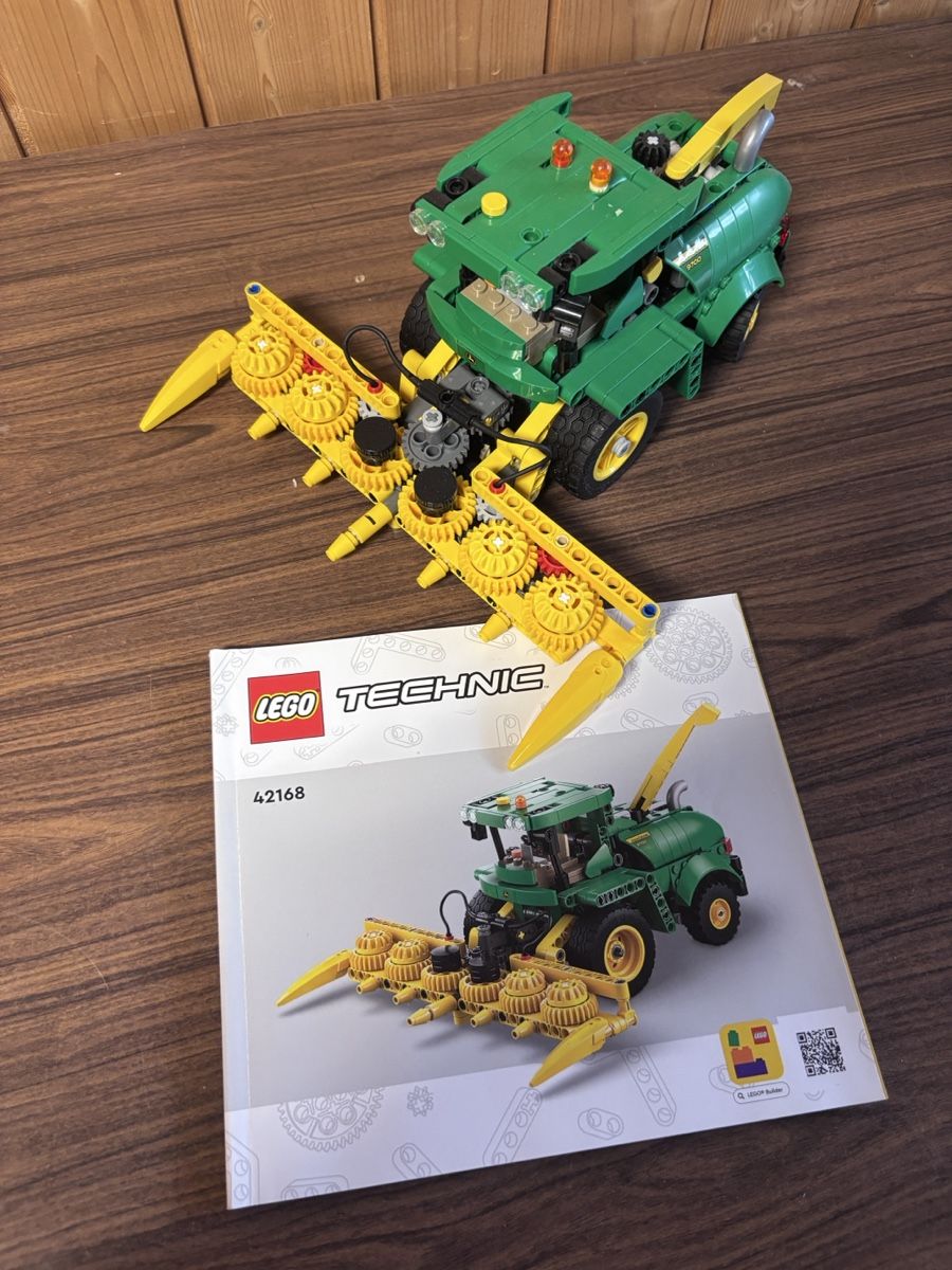 Lego Baukästen: LEGO Technic 42168 Traktor Guter Zustand – Gebraucht aus Gerlafingen von Marcryter