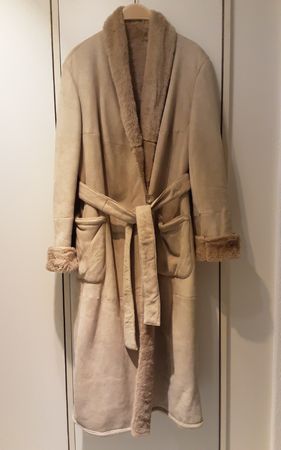 Manteau en peau d'agneau lainée, Max Mara, taille M
