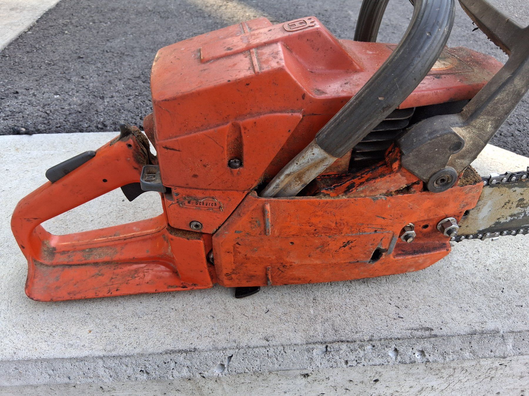 Husqvarna Sägen: Kettensäge Husqvarna – Defekt aus Rüegsbach von Garage3418 2