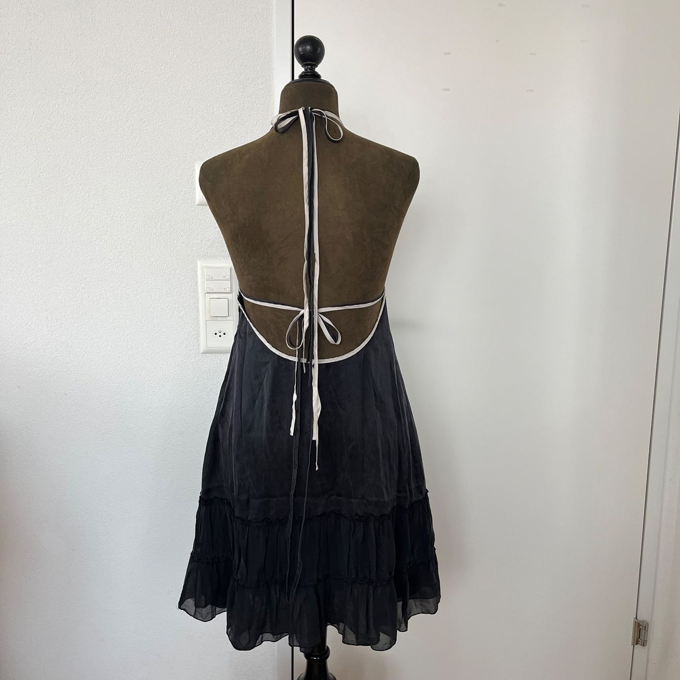 Alexander Mcqueen Kleider: Alexander McQueen 1990s 100% Seide Kleid – Neu (gemäss Beschreibung) aus Zug von Grc999 1