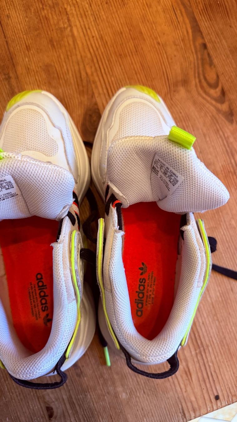 Adidas Scarpe da donna: Adidas Magmur Runner "Crystal White Neon" – Nuovo (secondo la descrizione) da Wollerau venduto da Shaktidream 3