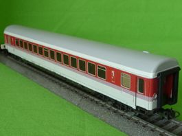 DB Erstklass- Apmz 212.2 Wagen Nr 013-8 Märklin 4286 Relex