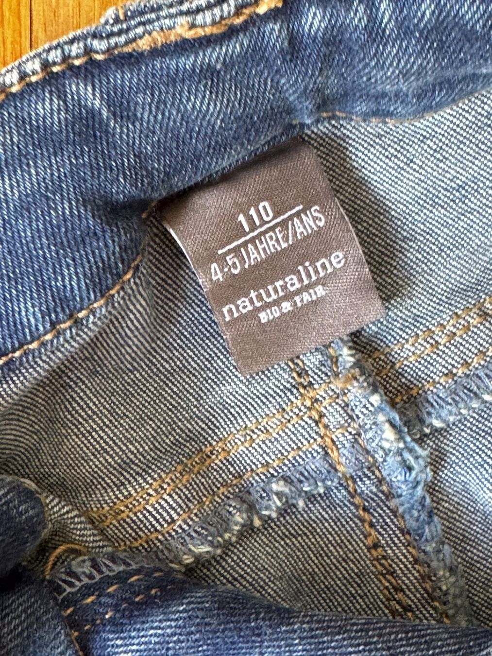 Lotti & Set di vestiti: Kinderkleider Grösse 110 – Usato da Basel venduto da spassbremse 2
