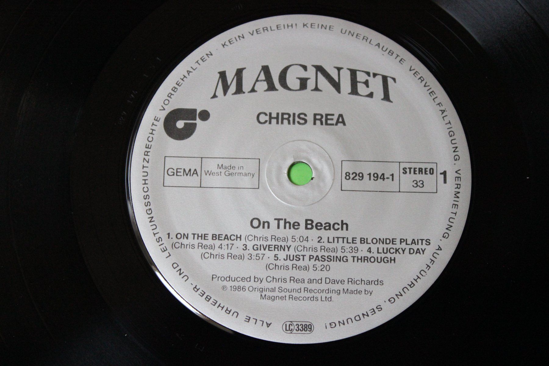 Dischi in vinile: Chris Rea - On the Beach LP Vinyl 1986 – Usato da Tübach venduto da JamesStone 4