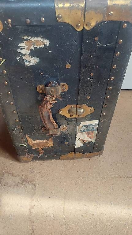Valises de voyage: Antiker Koffer – D'occasion à Greppen par chr_22d9 4