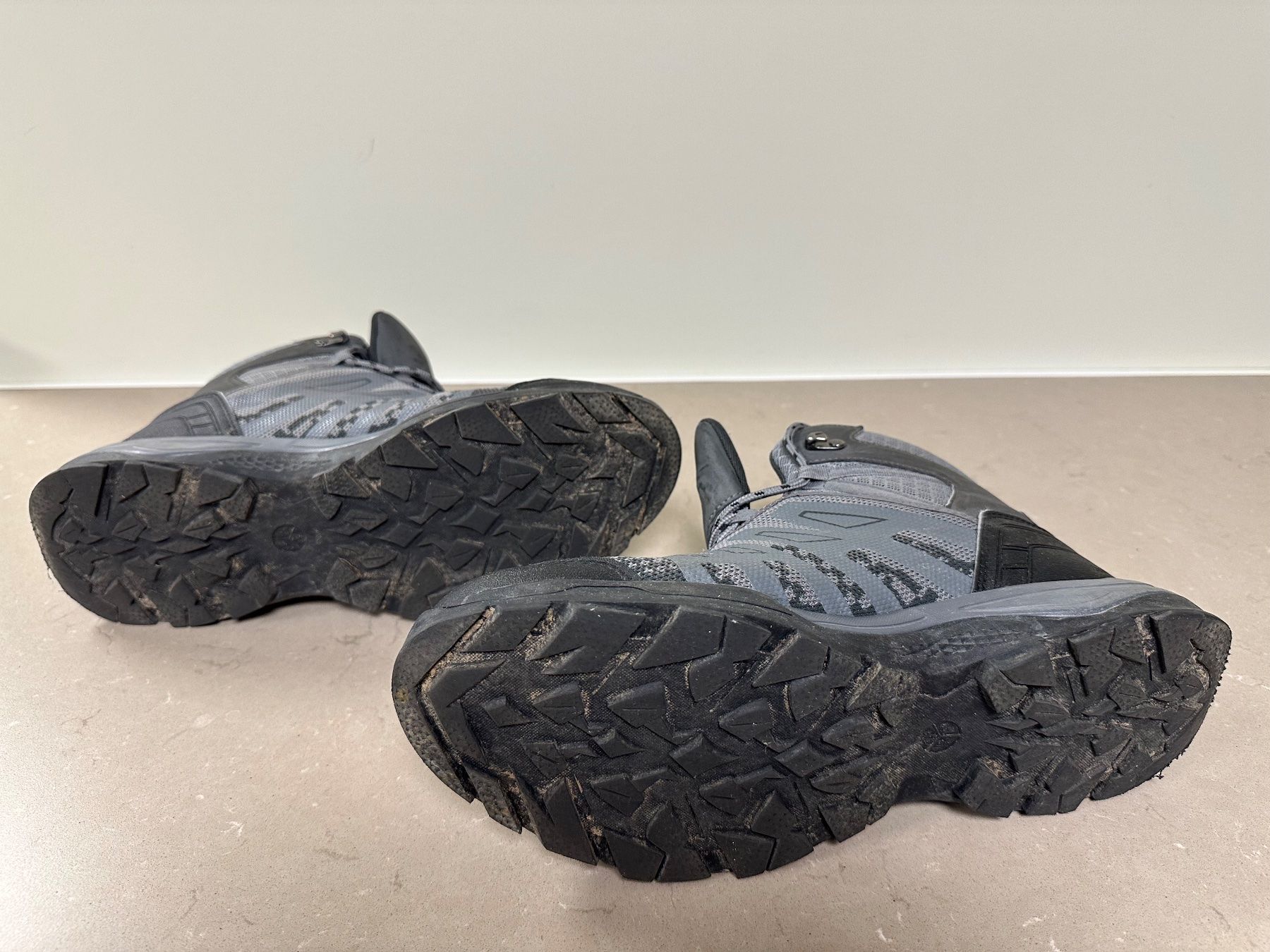 Scarpe da uomo: Crivit Wanderschuhe Gr. 44 Top Zustand. – Usato da Hagendorn venduto da Gember 2