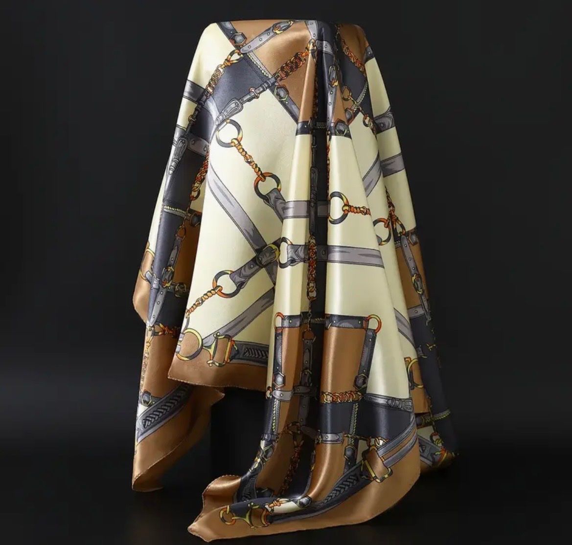 Foulard & Sciarpe: Damenschal im Vintage Look – Nuovo e nell'imballaggio originale da Kloten venduto da des_xv52 2