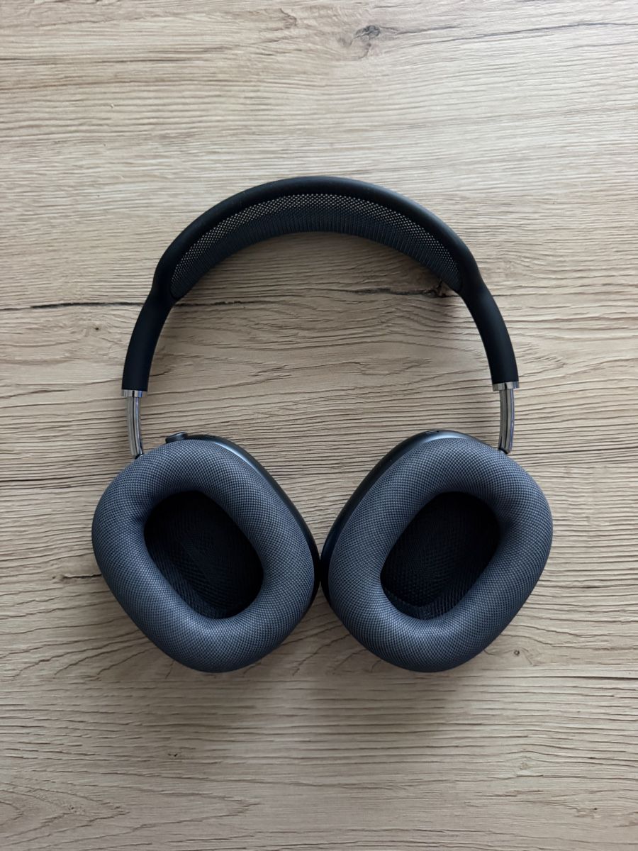 Apple Cuffie: AirPods Max (2024) mit Smart Case, Midnight – Nuovo (secondo la descrizione) da Adliswil venduto da Grd.092 1