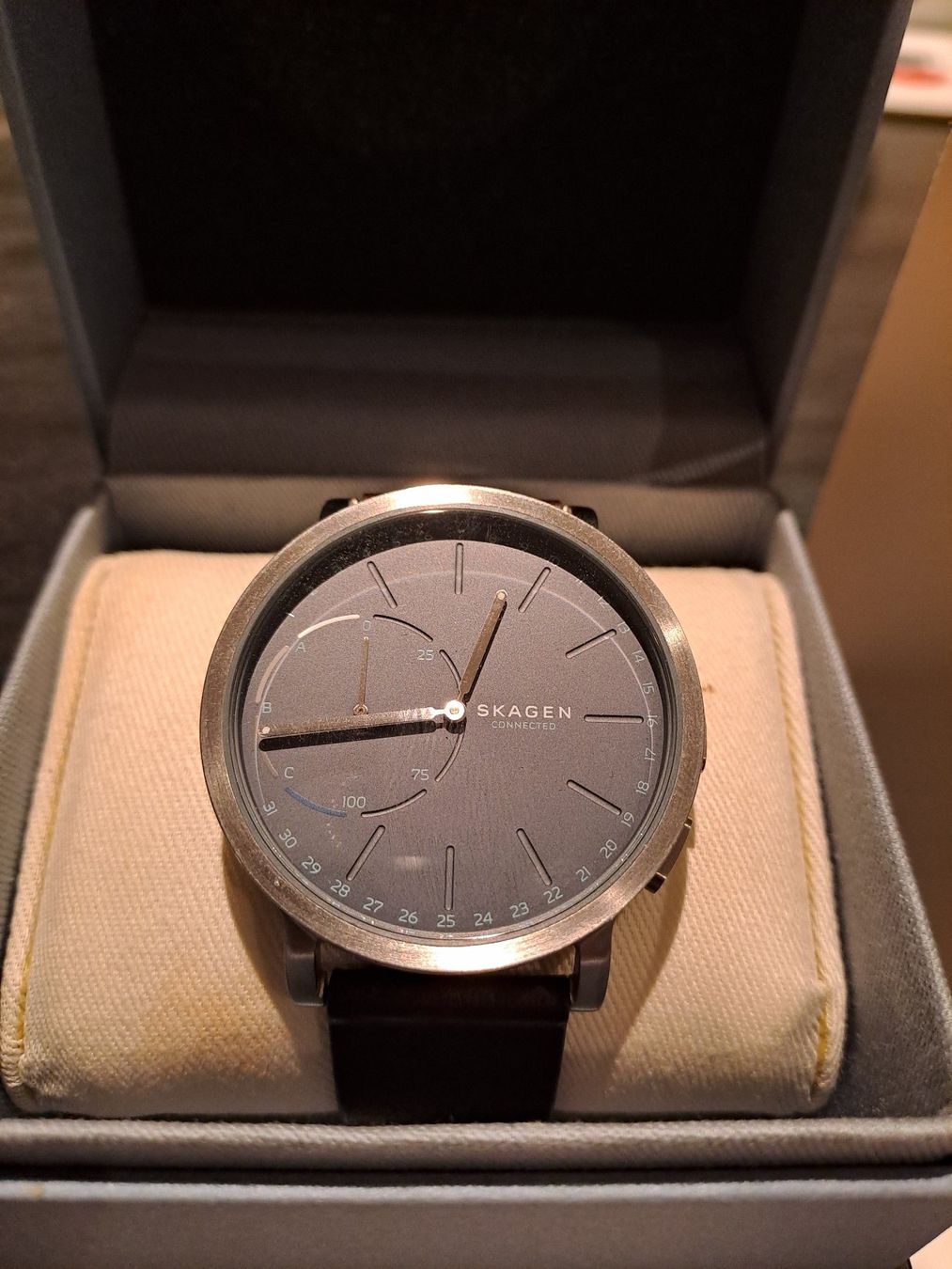 Skagen Smartwatch: Skagen Connected Hybrid Smartwatch – Usato da Rotkreuz venduto da il_nanin 1