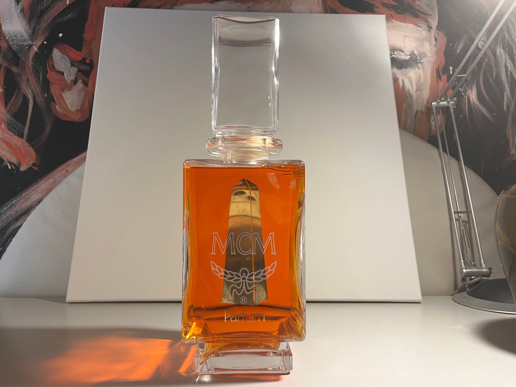 Mcm Flaconi: XXL Parfumflasche MCM 42cm – Usato da glattfelden venduto da kimiaxel