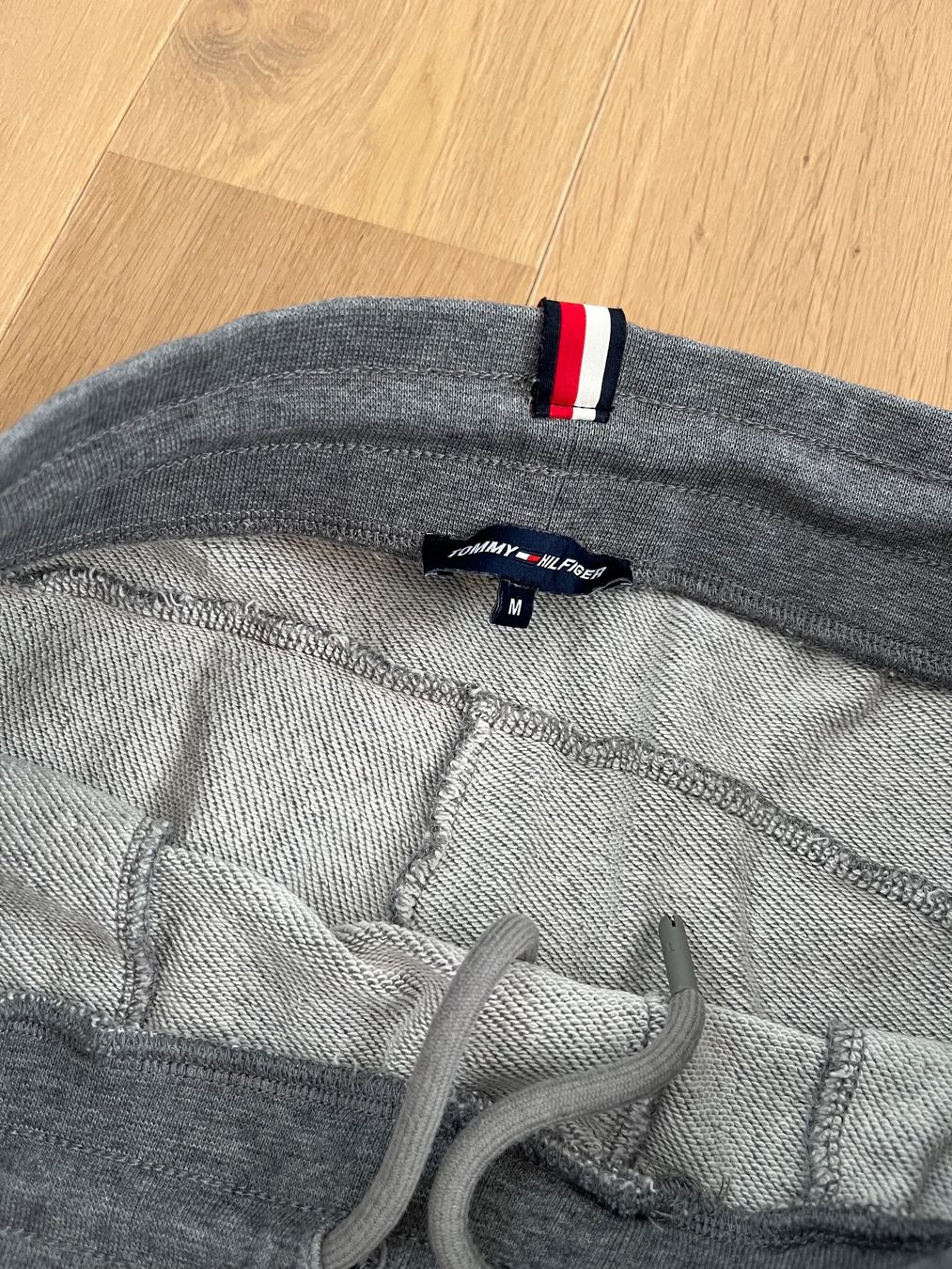 Tommy Hilfiger Pantaloni: Tolle Trainerhose, Tommy Hilfiger, Gr. M – Nuovo (secondo la descrizione) da St. Moritz venduto da 7000marie 3