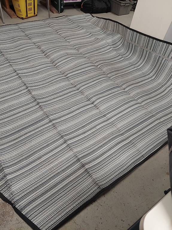 Tende : Kampa Zelt Teppich  – Usato da Jona venduto da Hauswart 1