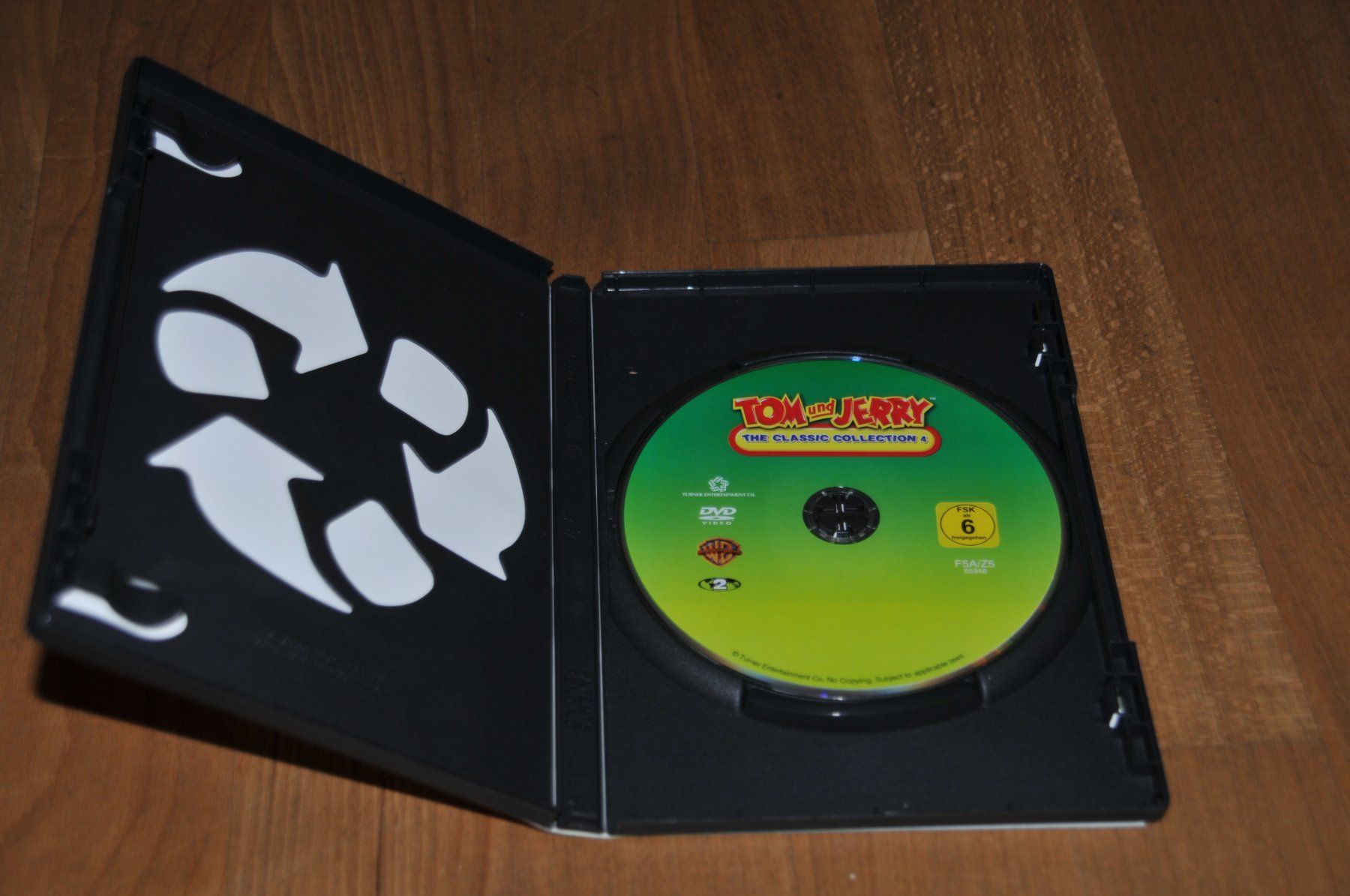 Tutti i DVDs: Tom und Jerry - The classic Collection 4 – Usato da Winterthur venduto da Schwestere 1
