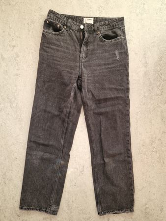 Graue Acid Wash Jeans