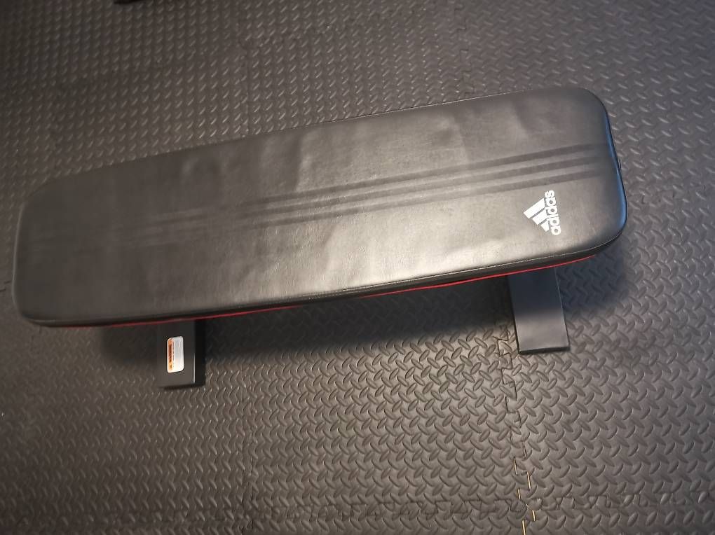 Panchine: Adidas Flachbank – Usato da Aarau venduto da JohnyTrash 4