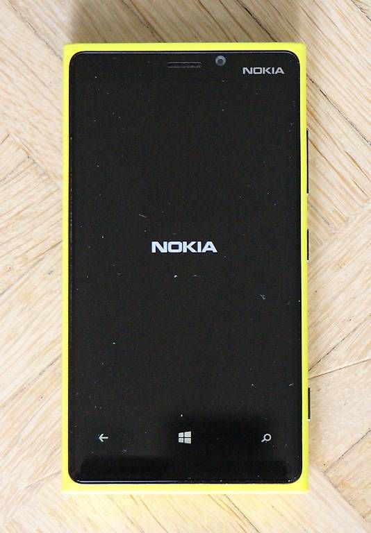 Nokia Telefoni cellulari / Smartphones: Nokia Lumia 920 – Usato da Rüdtligen venduto da Vortigern 1