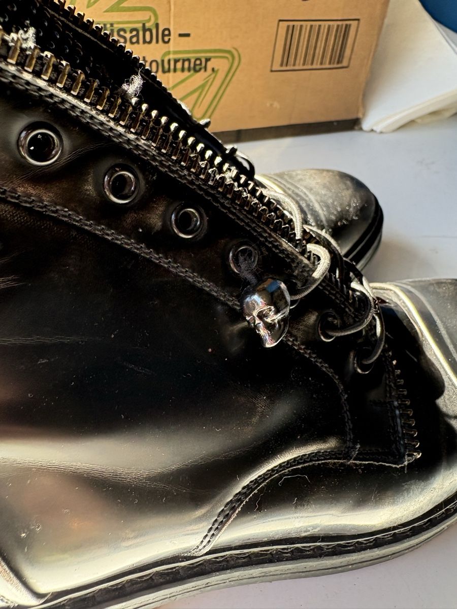 Scarpe da donna: Stivaletti neri fru.it con cerniera frontale – Usato da Giubiasco venduto da mol_f9mf 1