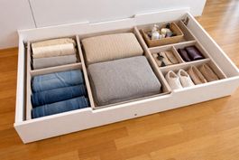 Praktische Bettschublade für mehr Stauraum im Zimmer