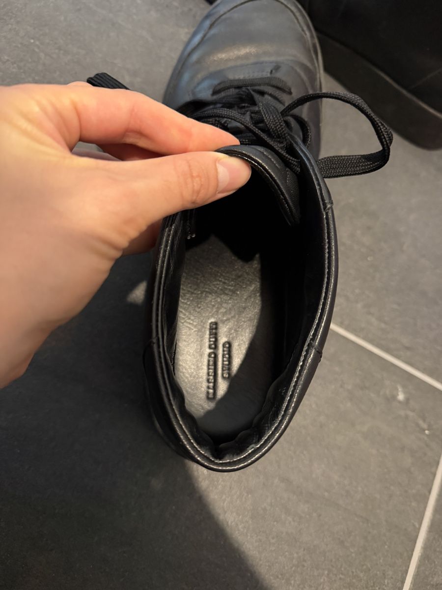Massimo Dutti Scarpe da uomo: Schwarze Leder-Sneakers von Massimo Dutti Studio, Grösse 45 – Usato da Zürich venduto da alpazets 3