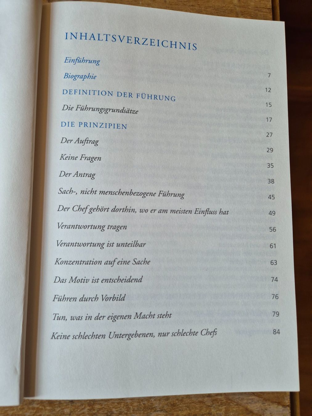Bücher: Buch  - Das Blocher-Prinzip - ein Führungsbuch – Gebraucht aus Buchs SG von MStBu 3