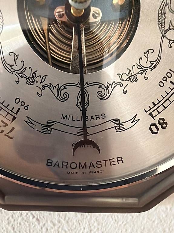 Sonstige antike Technik & Geräte: Baromètre en étain marque Baronsster – Gebraucht aus Preverenges von mih_vqg5 1