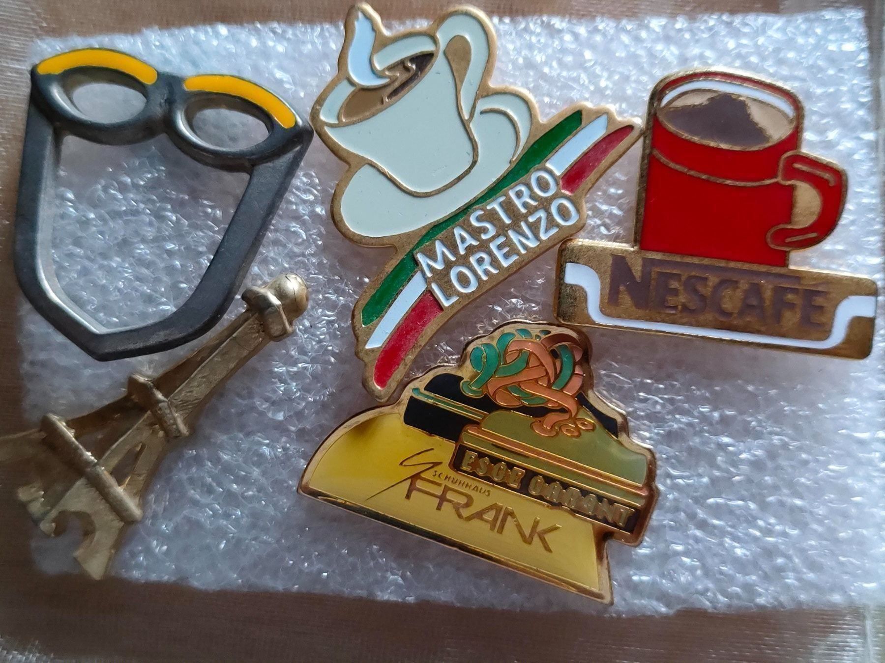 Placchette & Badge: Pins Kaffee – Usato da Brugg AG venduto da Mashaba 5