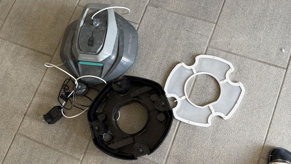 Accessori per Piscine: Poolroboter Ultenic Pooleco 10s – Difettoso da Dättlikon venduto da djphenom 2