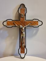 Vintage Metall Kruzifix Wandkreuz INRI