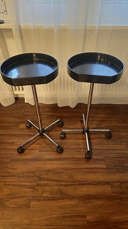 Autres décorations & accessoires: 2 Rolleyständer – D'occasion à Arbon par Melonie