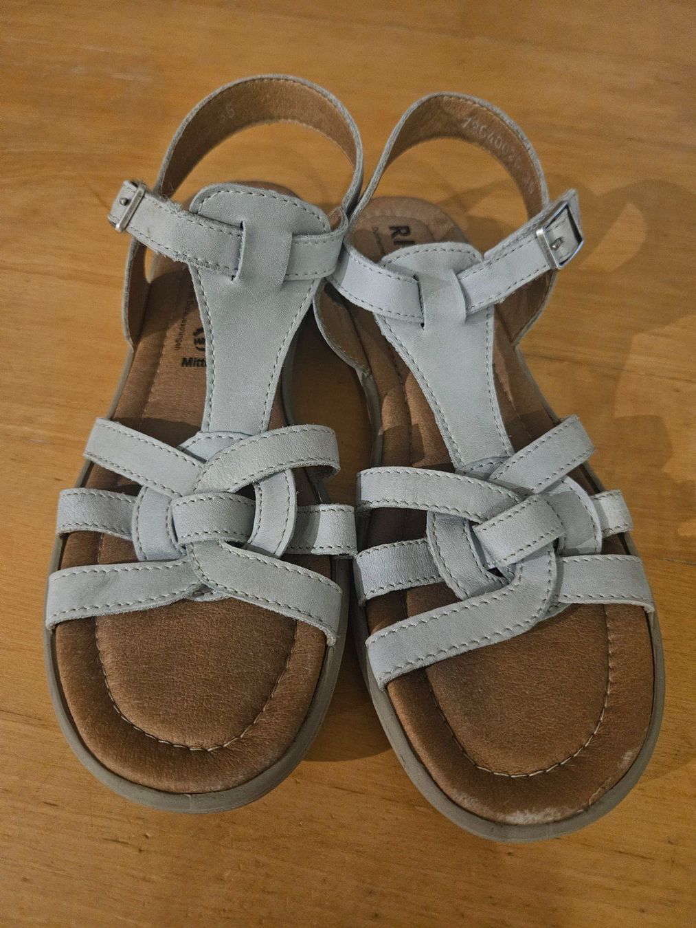 Ricosta Scarpe per ragazze: Sandalen Grösse 35 – Usato da Marthalen venduto da Himbeersugus