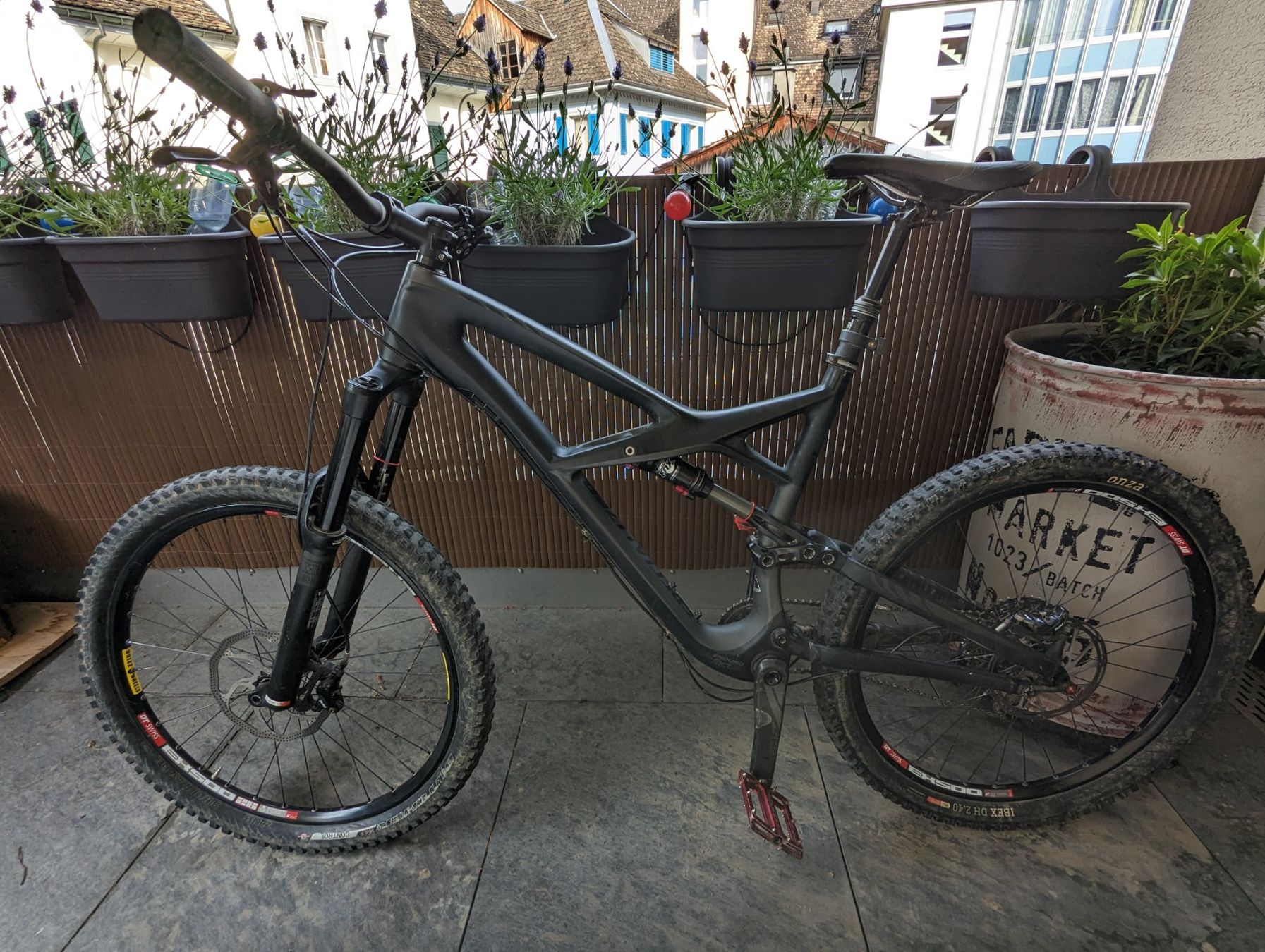 Specialized Velos: MTB Fully Specialized Enduro Expert Carbon 2014 Gr. L – Gebraucht aus Lachen von