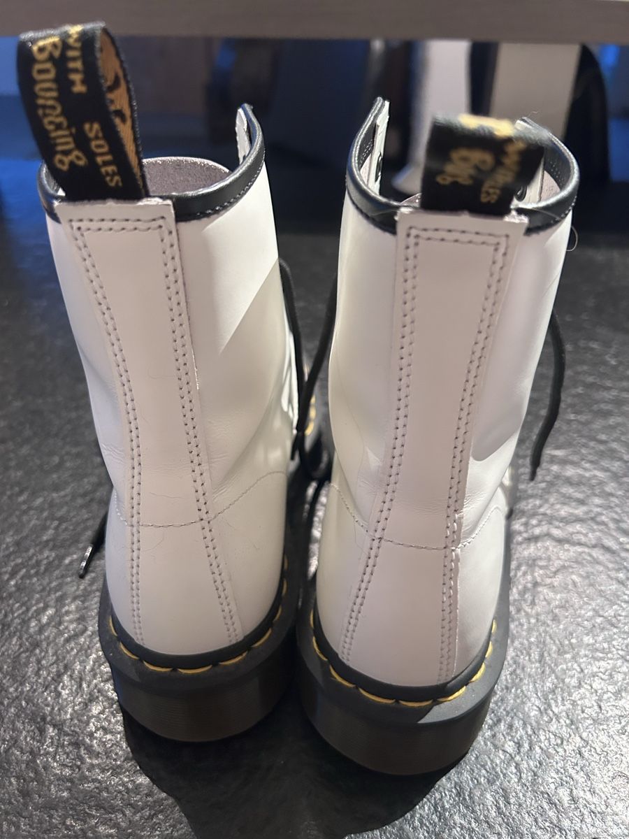 Scarpe da donna: Dr. Martens Schuhe – Nuovo (secondo la descrizione) da Eschenbach SG venduto da bushika 2