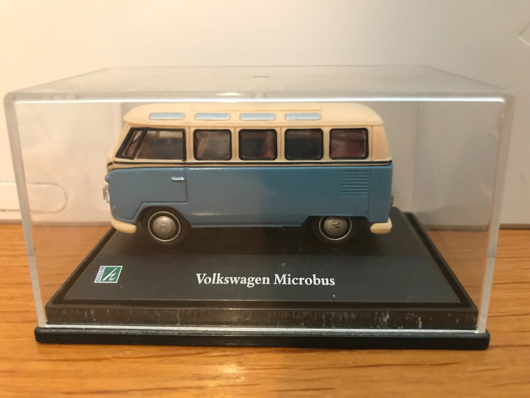 Modellini d'auto: Hongwell VW Bus Microbus – Usato da Luzern venduto da mey_s13
