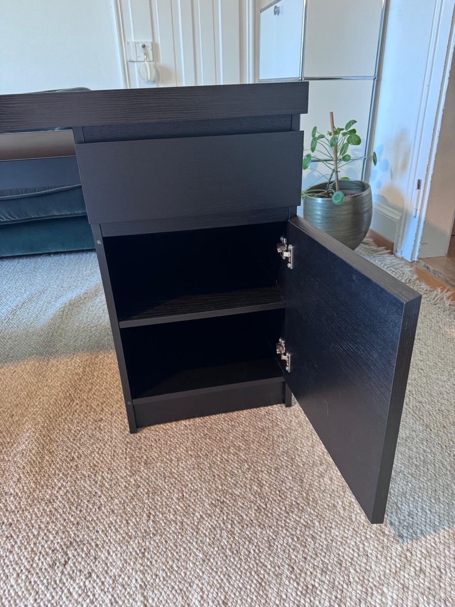 Scrivanie: Pult, Schreibtisch Ikea Model Malm – Usato da Luzern venduto da Willimaus 4