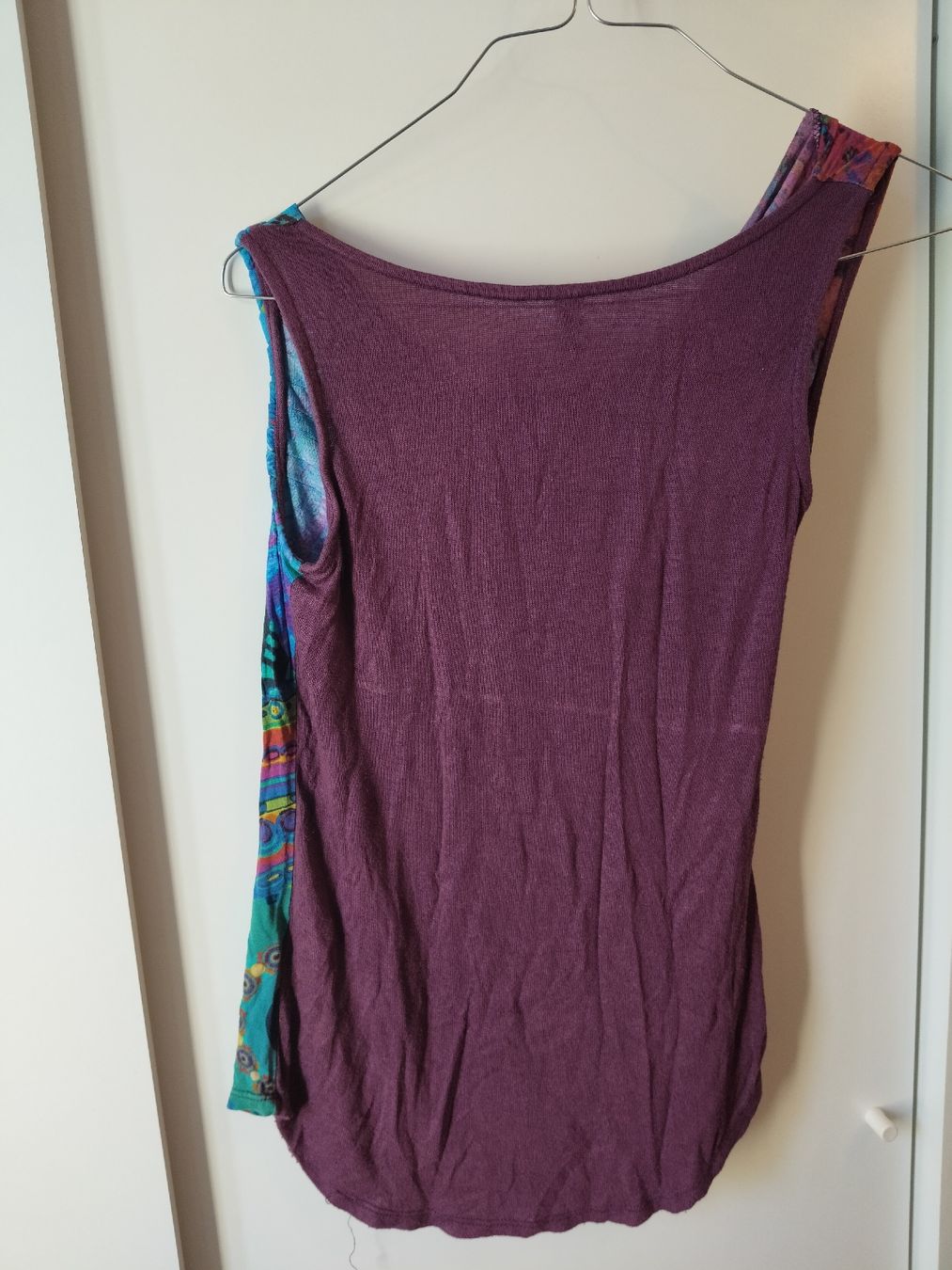 Desigual Blusen, T-Shirts & Tops: Bunte T-Shirt – Gebraucht aus Zürich von ila_9pnk 1
