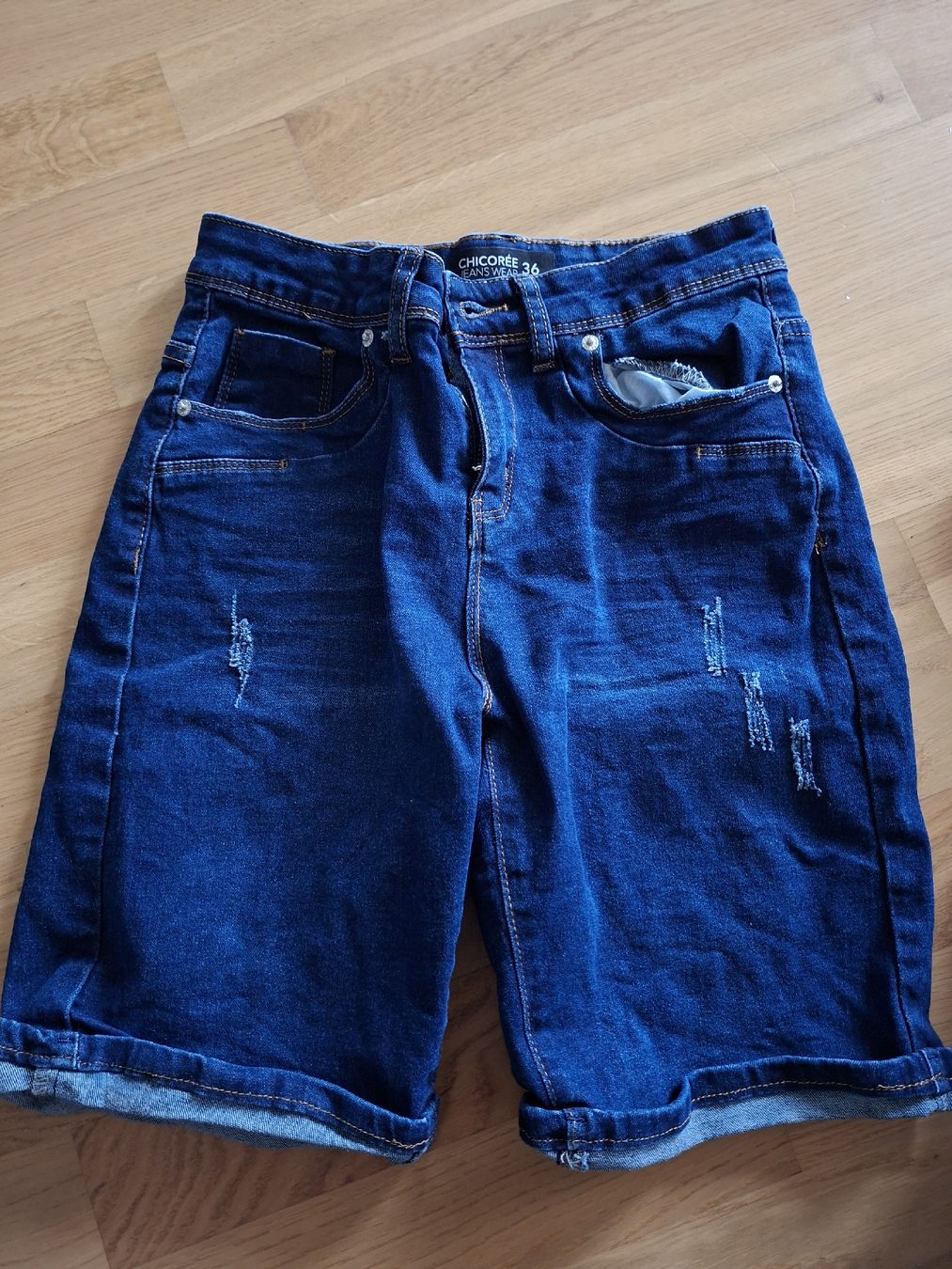 Lots de vêtements: Hosenpaket Grösse 36 – Neuf (Voir description) à Lyss par Infinia 3